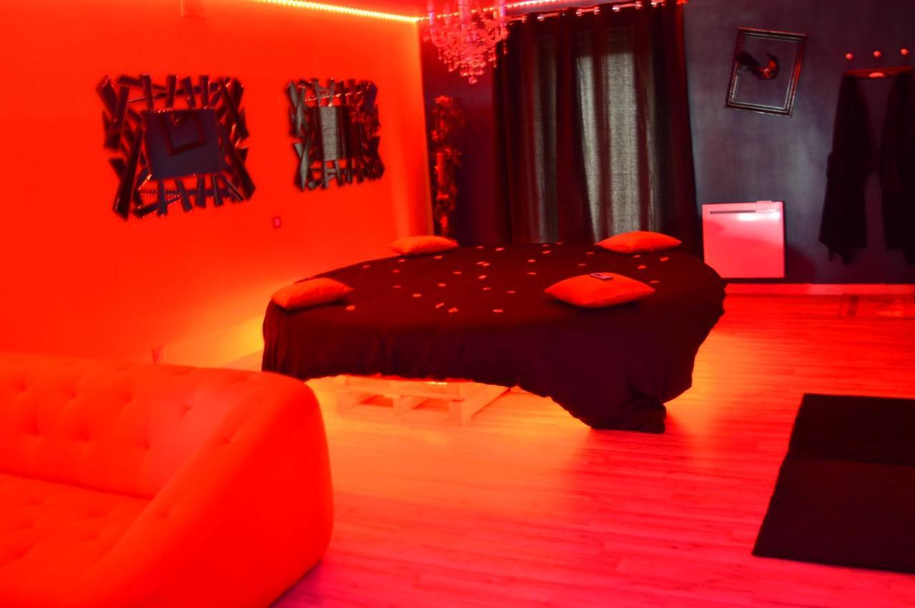Nuit Insolite-Room Love Saint-Germain  Екстер'єр фото