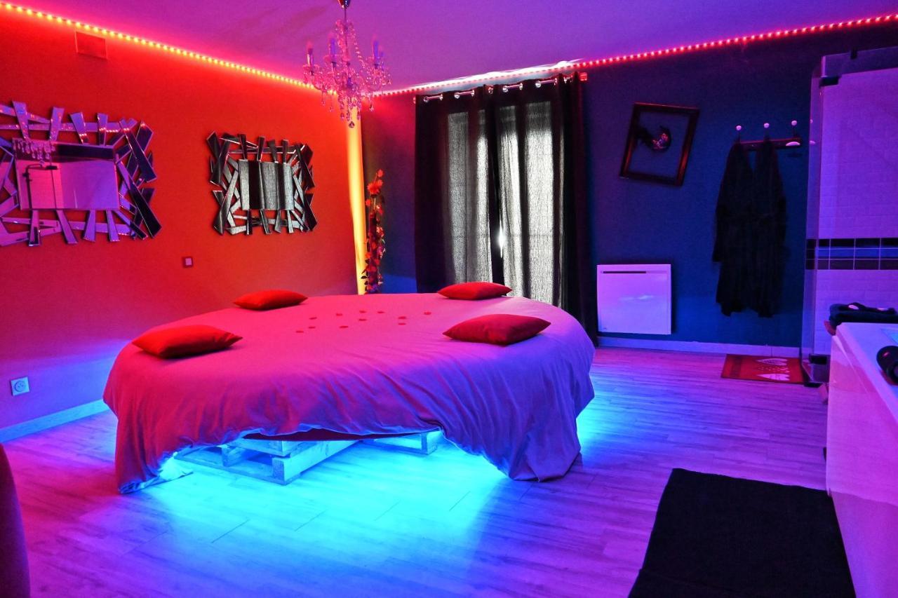 Nuit Insolite-Room Love Saint-Germain  Екстер'єр фото