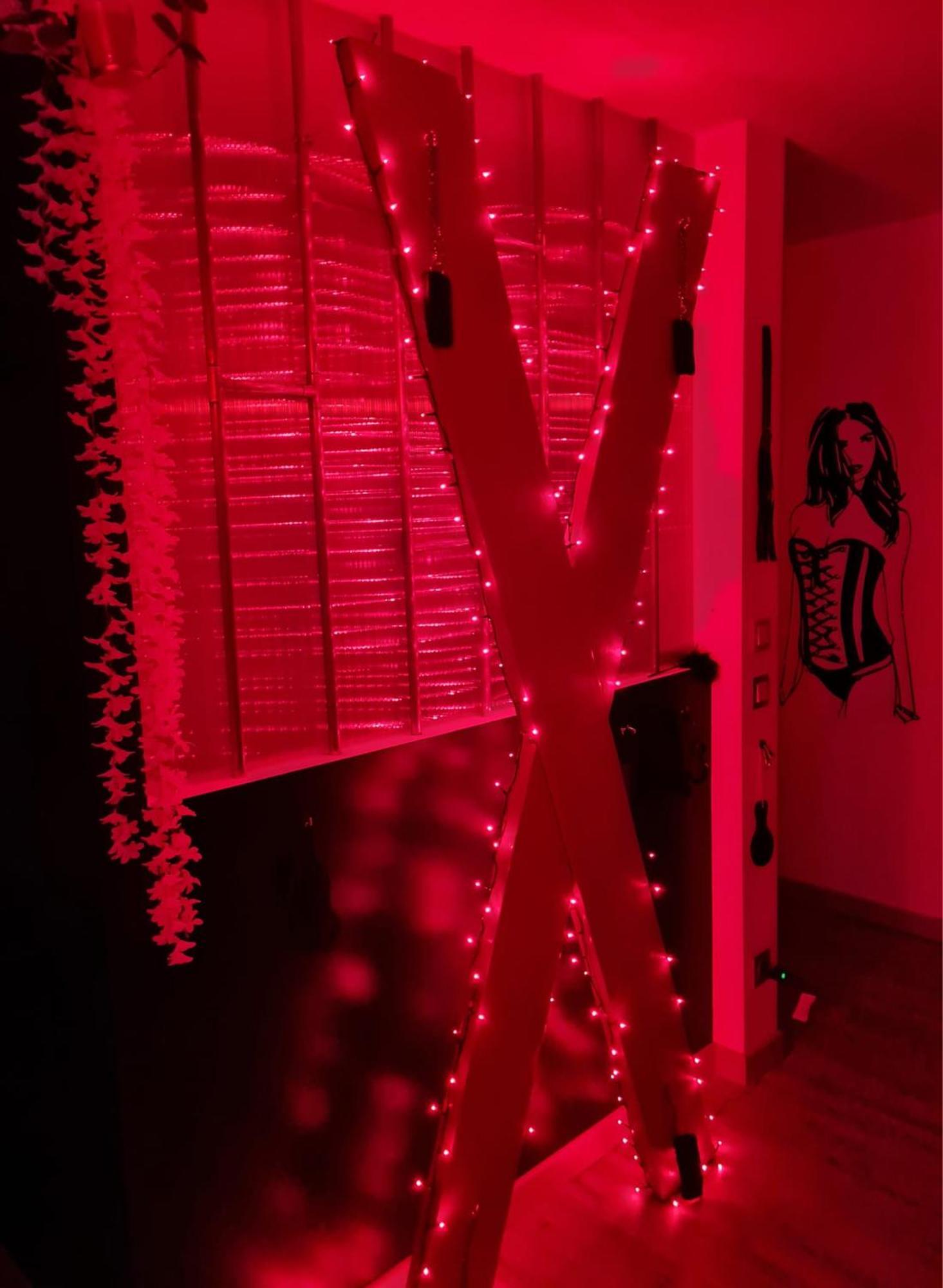 Nuit Insolite-Room Love Saint-Germain  Екстер'єр фото
